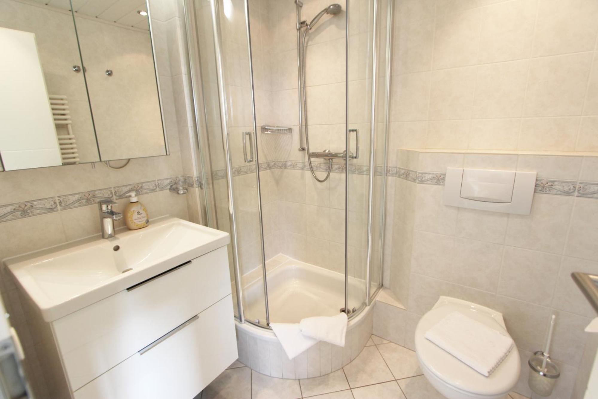 Haus Guenther - Mittelweg 1, App 2 * Wenningstedt-Braderup
